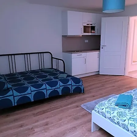 Hotel 1 Bedroom At 1