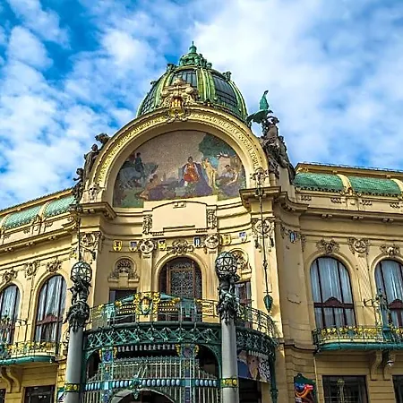 Hotel 1 Bedroom At 1 Praha